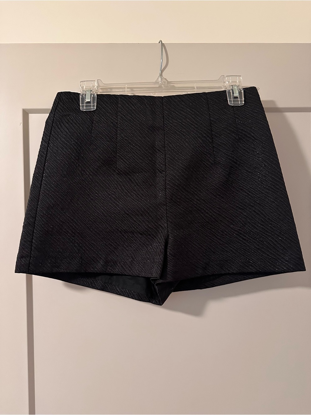 BCBG Black Women's Tailored High-Rise Shorts